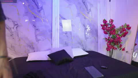 Noah online show from March 30, 1:11 pm