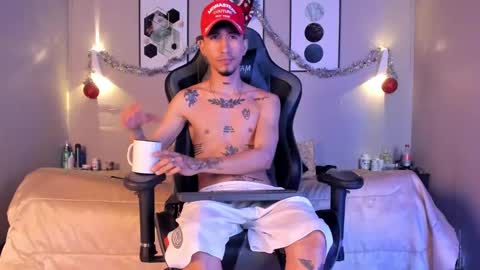 noahdaviss online show from December 2, 5:08 am