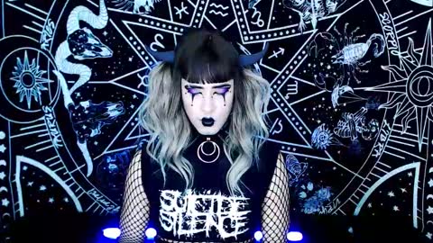 caroline online show from November 14, 2:25 am