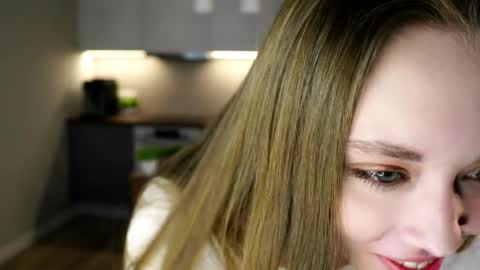 Emmy online show from April 11, 8:13 pm