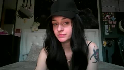 Noelle online show from April 2, 5:09 pm