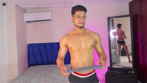 Im Nolan  online show from February 5, 10:35 pm