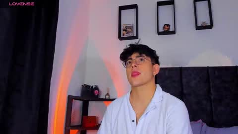 Nolan  online show from October 19, 2:49 am