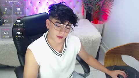 Nolan  online show from September 10, 6:09 pm