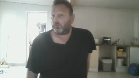 Nollie online show from February 8, 5:44 am