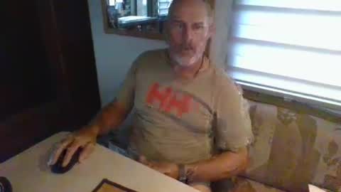 nomadfreedom online show from December 4, 1:36 pm