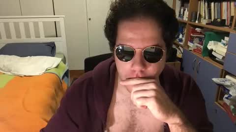 nongay379444 online show from January 2, 10:44 pm