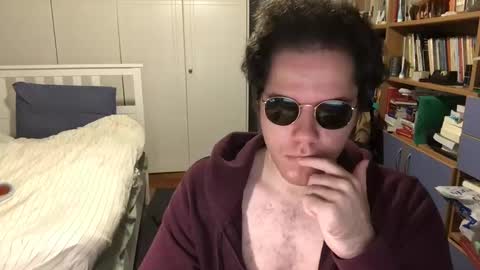 nongay379444 online show from January 1, 9:31 pm