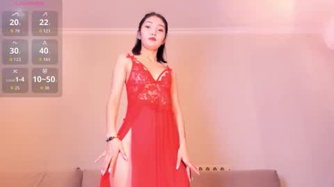 nooniemoon online show from September 29, 2:32 am