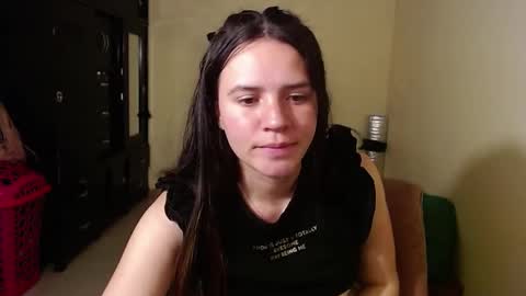 noreen_ online show from February 6, 8:34 pm