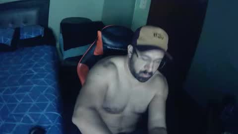 normanabreu online show from April 25, 4:58 am