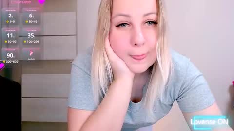 hi glad to chat online show from November 6, 5:16 pm