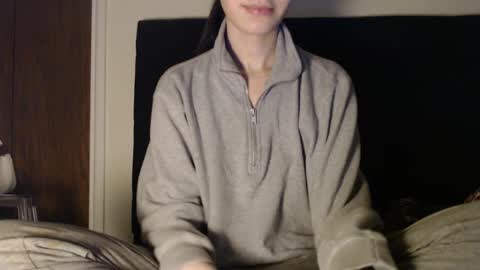 Snapshot of novafrey chatting on December 30, 5:26 am Olivia online show from December 30, 5:26 am