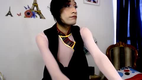 Snapshot of novanyx11 chatting on February 12, 8:07 pm Nova... online show from February 12, 8:07 pm