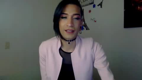Snapshot of novanyx11 chatting on October 3, 11:46 pm Nova... online show from October 3, 11:46 pm