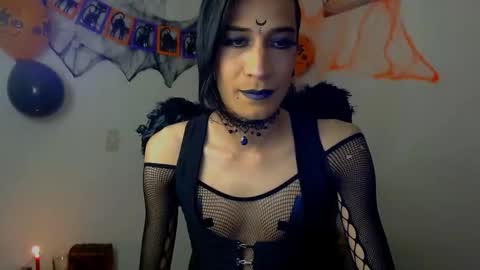 Snapshot of novanyx11 chatting on October 10, 10:58 pm Nova... online show from October 10, 10:58 pm