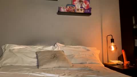 noxnude online show from December 3, 10:21 pm