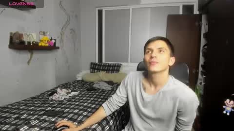 Snapshot of noxx_stark chatting on September 21, 1:53 am Noxx online show from September 21, 1:53 am