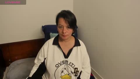 nuit_rose online show from March 4, 4:49 am