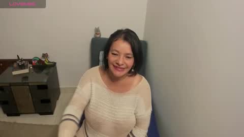 nuit_rose online show from November 23, 3:37 am