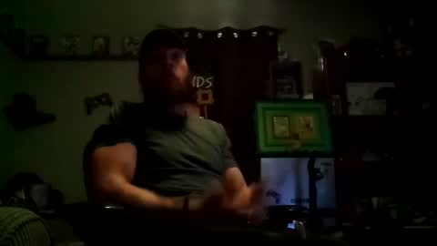 Snapshot of number1dad_ chatting on February 22, 4:19 pm Awwwww Hey Sweetie Pies. Welcome To The Sweetie Pie Lounge. Enjoy The Dad-Cast. SweetCorny Fun-loving Dad Talk. online show from February 22, 4:19 pm