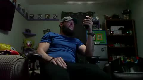 Snapshot of number1dad_ chatting on September 10, 2:29 pm Awwwww Hey Sweetie Pies. Welcome To The Sweetie Pie Lounge. Enjoy The Dad-Cast. SweetCorny Fun-loving Dad Talk. online show from September 10, 2:29 pm