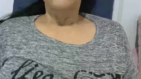 nuria1827021 online show from November 16, 10:23 pm