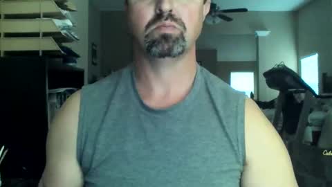 nvrenuff1979 online show from November 7, 12:51 pm