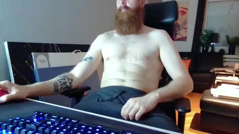 Snapshot of nxrthman chatting on October 5, 9:22 pm nxrthman online show from October 5, 9:22 pm