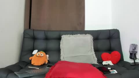 Snapshot of nyalgasai1 chatting on February 2, 7:20 am Nia online show from February 2, 7:20 am