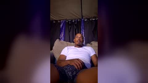 nycballer83 online show from June 25, 2:08 am