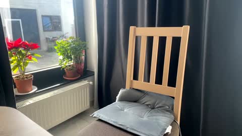 Nicol online show from March 5, 12:22 pm