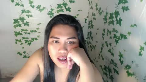 nylecummer online show from February 20, 11:10 pm