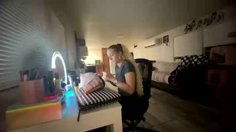 nymphomaticbaby online show from October 29, 4:47 am