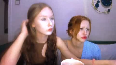 nyra_thira online show from April 9, 9:53 pm