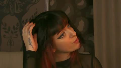 Nyssa online show from March 28, 8:49 am