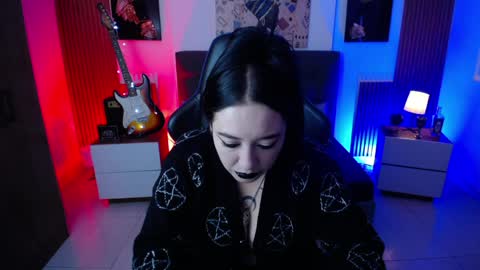 Nyx online show from April 13, 12:09 pm