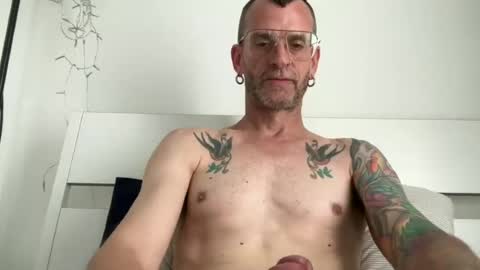 Jonathan Deep online show from June 26, 1:49 pm