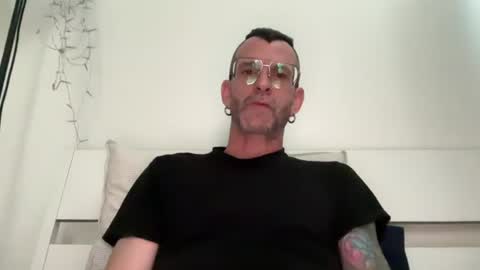 Jonathan Deep online show from June 14, 10:17 am