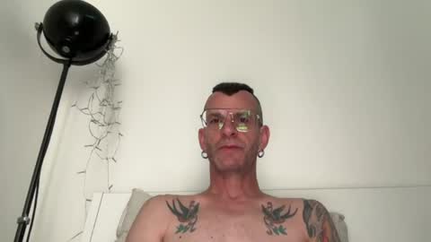 Jonathan Deep online show from July 12, 6:05 am