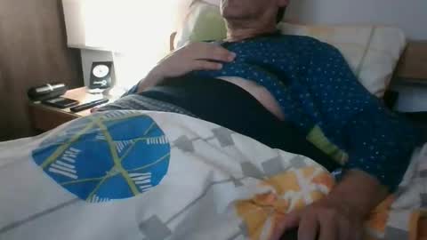 ocorrea online show from February 24, 3:42 am