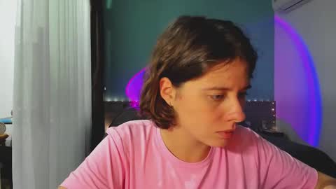 Evie online show from January 6, 4:55 pm