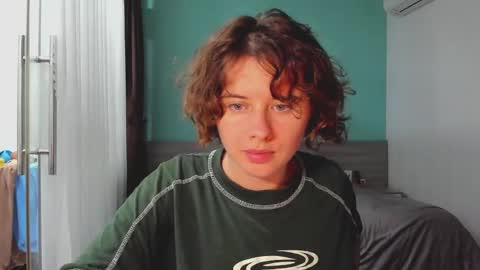 Evie online show from February 9, 1:25 pm