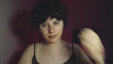 Evie online show from February 14, 4:10 pm