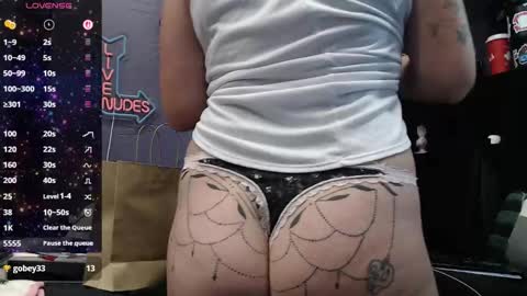 Oddy With A Body online show from November 14, 7:21 am