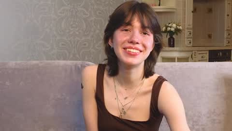 Polly online show from February 7, 4:27 am