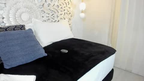 Ana  online show from November 27, 11:18 am