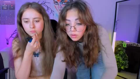 Snapshot of odri_sweet chatting on October 1, 8:35 am odri_sweet online show from October 1, 8:35 am