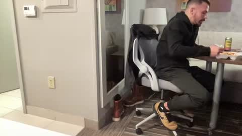 ofthatguy online show from October 30, 12:22 am