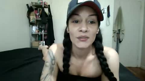 Snapshot of oglitcouple chatting on September 29, 7:02 pm Lit en Cama online show from September 29, 7:02 pm